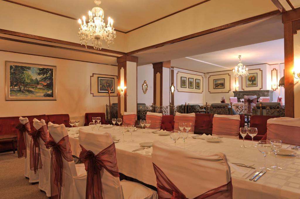 Sumarice Hotel Kragujevac Esterno foto